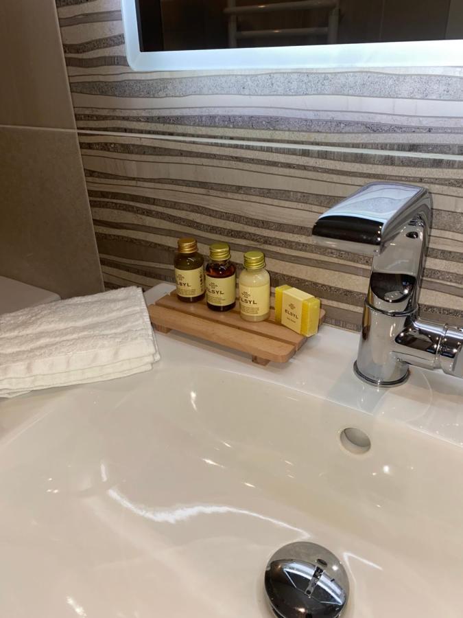 The North Cove, 20M To The Sea, Modern Studio Apartment Portrush Zewnętrze zdjęcie